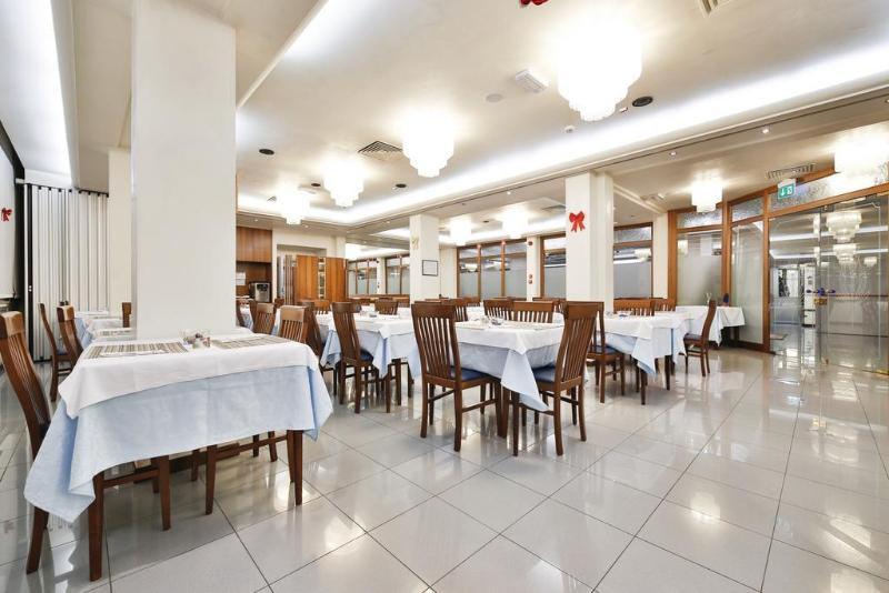 Hotel Sunset Ріміні Екстер'єр фото